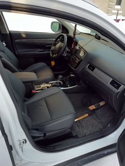 Mitsubishi Outlander 2.4 CVT, 2019, 20 000 км