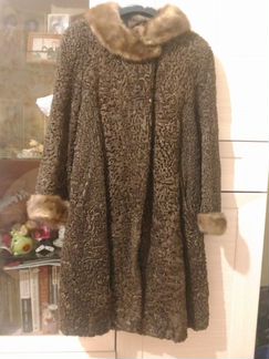 Шуба из каракульчи