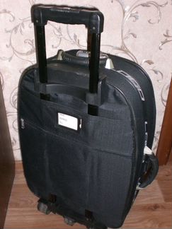 Чемодан колесный Logo среднего объема+расширение