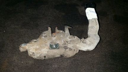 Замок капота Infiniti FX s50 кузов