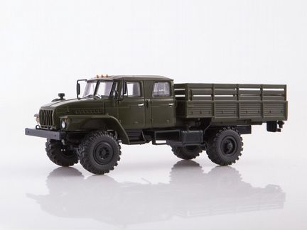 Миасский грузовик 43206-0551 бортовой 1:43