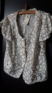 Светлая, ажурная блузка