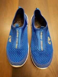 Кроссовки, 39