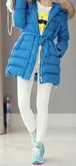 Пуховик новый р. L (46-48) ярко синего цвета