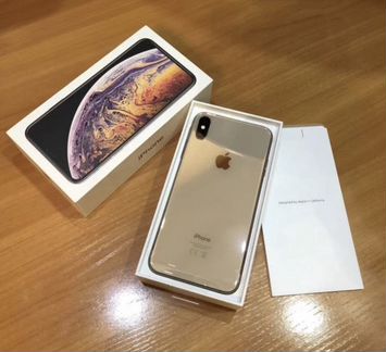Телефон iPhone xs max