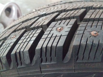 Шина 185/65 R15 Michelin Ivalo шип