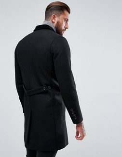 Черное мужское пальто