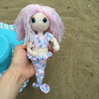 Вязанная кукла русалочка
