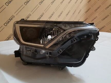 Фара правая Toyota Rav4 CA40