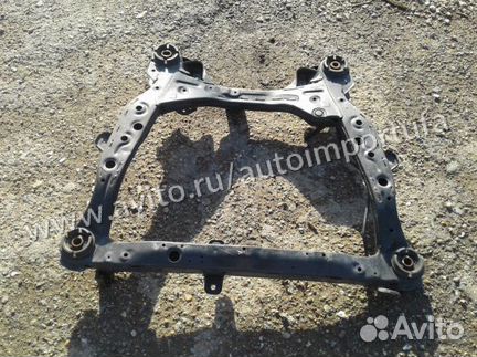 Toyota Camry 40 Подрамник балка