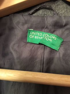 Пальто серое Benetton