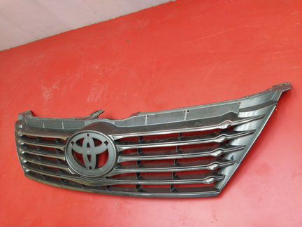 Решетка радиатора Toyota Camry V50 2012-2014