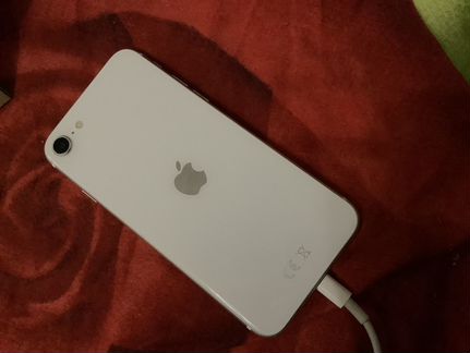 iPhone se 64gb 2020