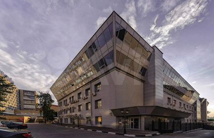 Бизнес-центр «Крымский Вал», 387 м²