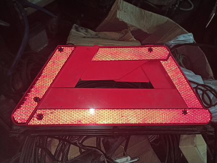 Знак аварийной остановки audi оригинал