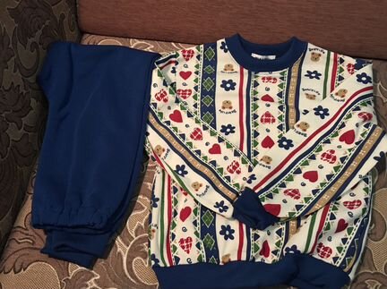 Костюмчики детские новые