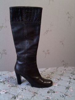 Весенне-осенние женские сапоги