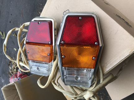 Задние фонари газ 24 Волга 1 серии