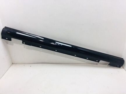 Накладка на порог правая Mercedes C300 W204 3.5