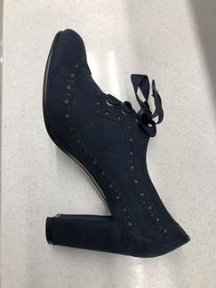 Ботильоны новые кожаные 40-41 р