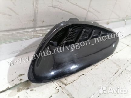 Заглушка бампера задняя правая Kia Stinger CK