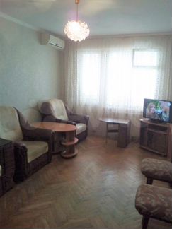 2-к. квартира, 53 м², 3/5 эт.