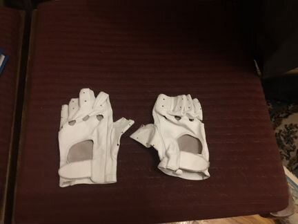 Перчатки кожаные без пальчиков