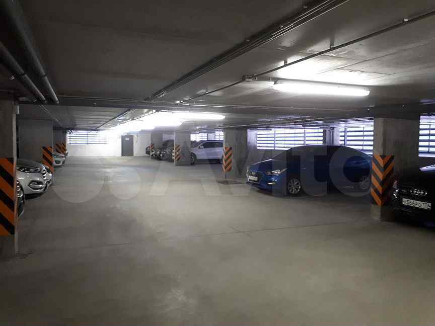 кушелевская дорога гараж. машиноместо аренда. шумкина дом 18 стоянка грузовиков. гск телефонист гараж. шмитовский проезд 32с1.