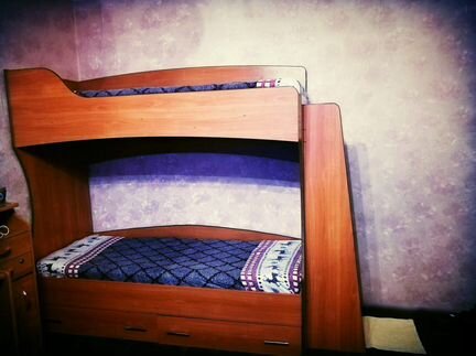 Двухъярусная кровать