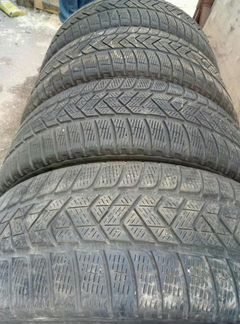 235 55 19 Pirelli Scorpion Winter RunFlat