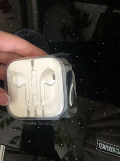 Наушники apple