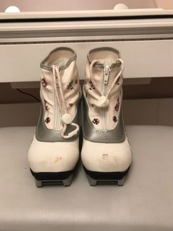 Лыжные ботинки для девочек 34 rosignol