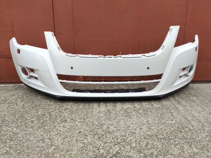 Бампер Volkswagen Tiguan передний белый 07-11