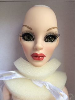 Кукла Tonner Тоннер - beautiful BUT deadly