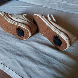 Роликовые кроссовки Heelys