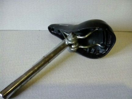 Сидение в сборе со стойкой