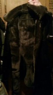 Дубленка очень теплая, мех искуств., ниже колена
