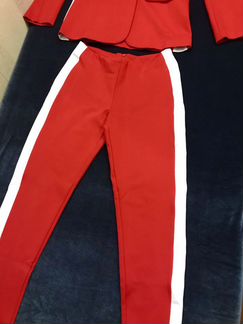 Костюм красный gucci