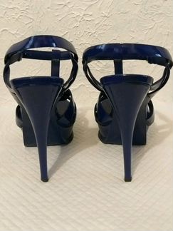 Босоножки Yves Saint Laurent