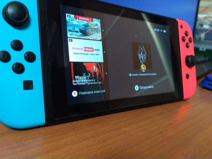 Nintendo Switch, красный-синий