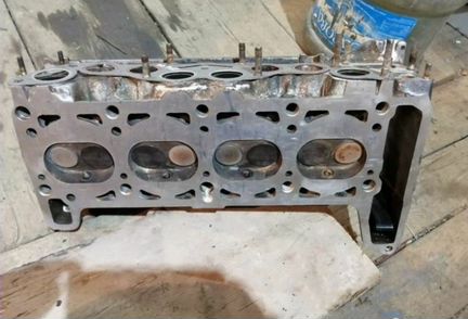 Головка блока цилиндров(инж) Ваз 21214