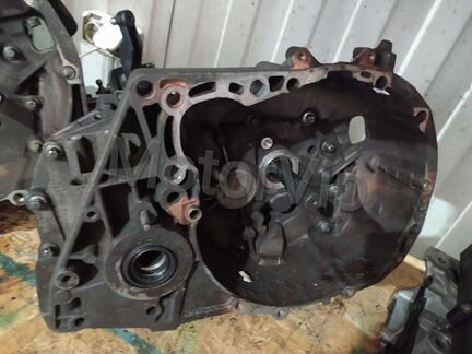 Рено сандеро МКПП