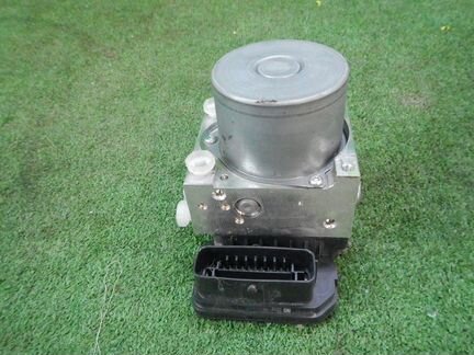 Блок ABS насос Toyota Highlander 3 U50 (2016-н.в.)