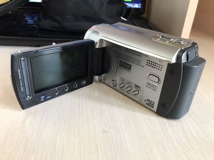 Видеокамера JVC Everio