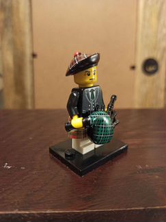 Lego minifigures волынщик