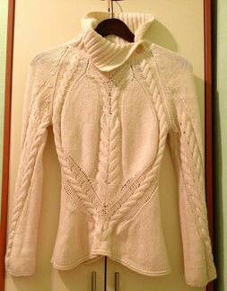 Продаю шерстяной свитер D. Exterior