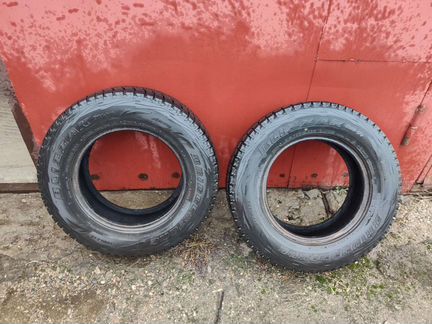 Bridgestone 215/70-15 2шт