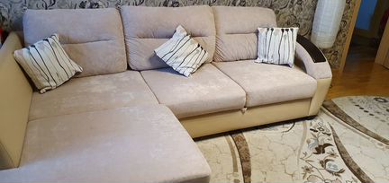 Диван угловой
