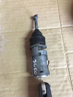 Личинка замка Peugeot 307 CC