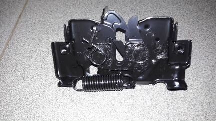 Замок капота mazda 3 BK седан